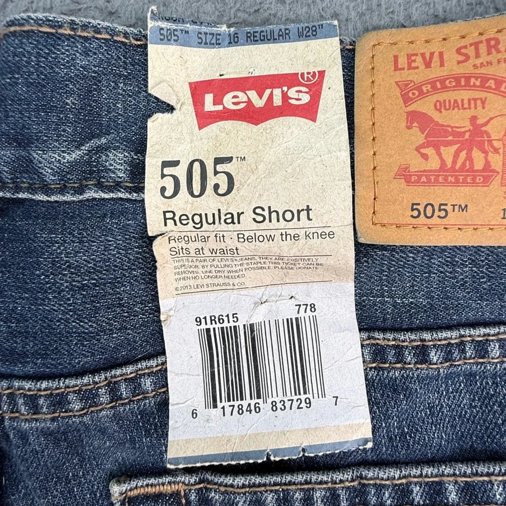 Levi's 505 Regular Short Women 16 Blue Denim Below The Knee Jorts W28